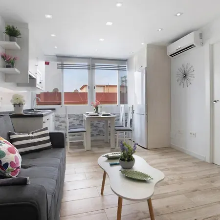 Sunny New In The Center