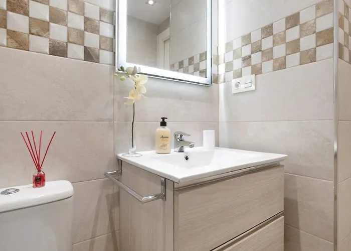 Sunny New In The Center