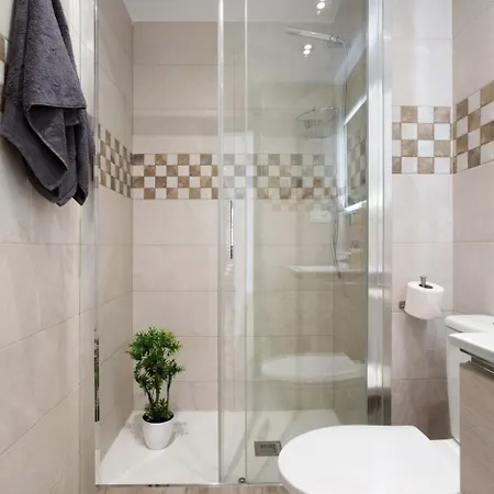 Sunny New In The Center Torremolinos