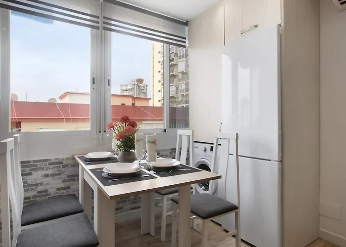 Διαμέρισμα Sunny New In The Center