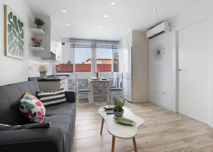 Sunny New In The Center